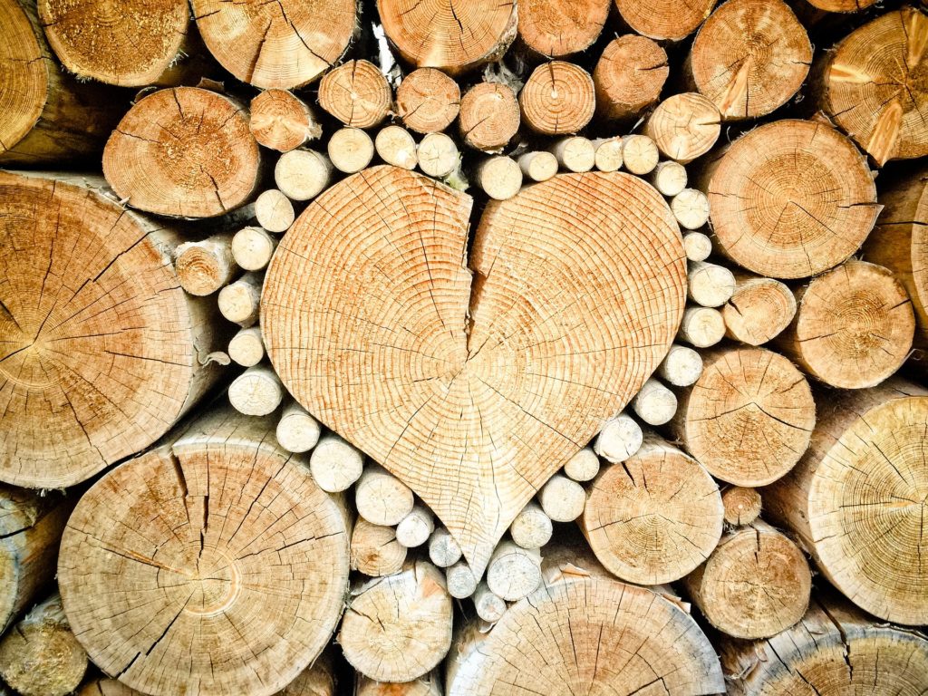 wood heart home